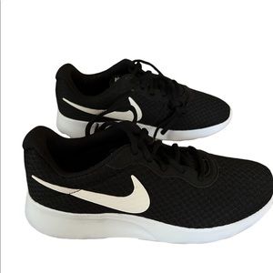 Womens black Nike sneakers